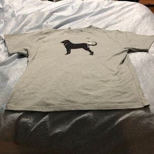 Black dog tee shirt